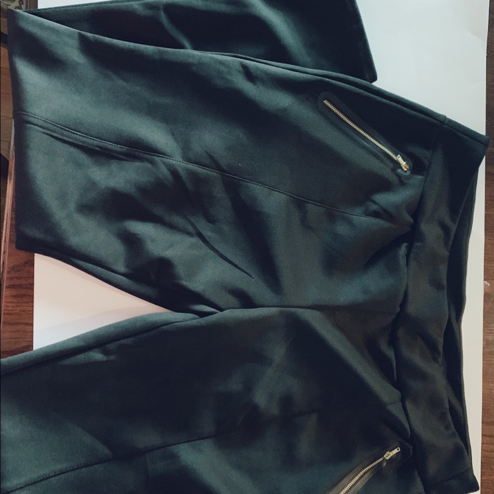 Fabletics black edgy leggings